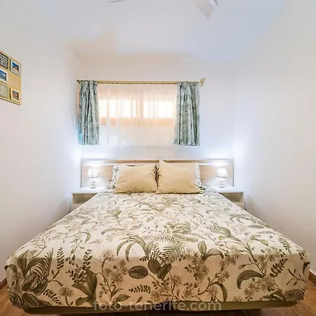 Casa Esencias 아데제